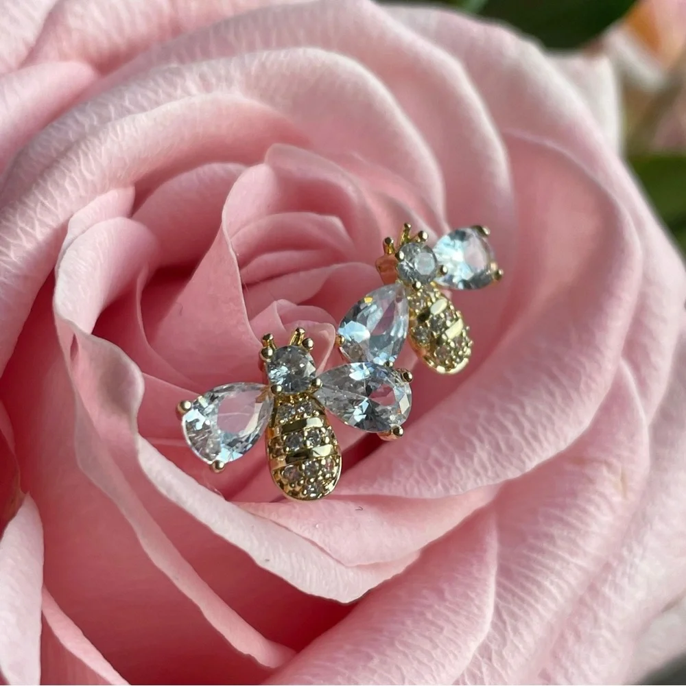 Bee earrings Minimalist Bumble bee earrings - Picture 9 of 10